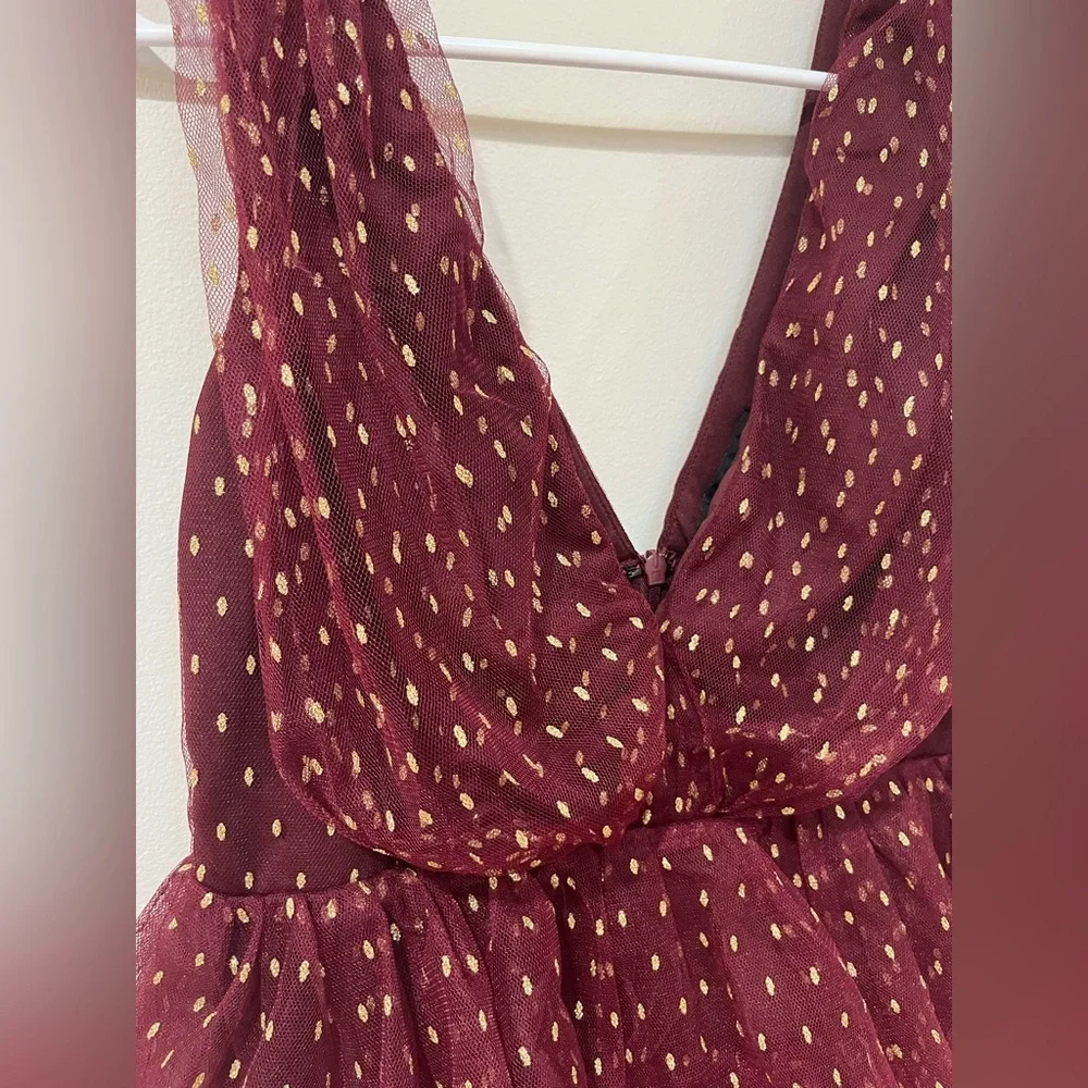 Lulus Forever Sparkling burgundy dotted mesh tiered mini dress size Medium - Picture 5 of 9